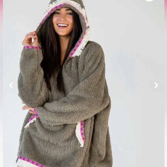 SOLD OUT BNWT Natural Life ONE SIZE Fleece hoodie in  Olive OVERSIZED 🌸🫶🌸 - Picture 1 of 9